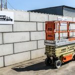 Podnośnik koszowy elektryczny na wynajem model JLG 2630ES